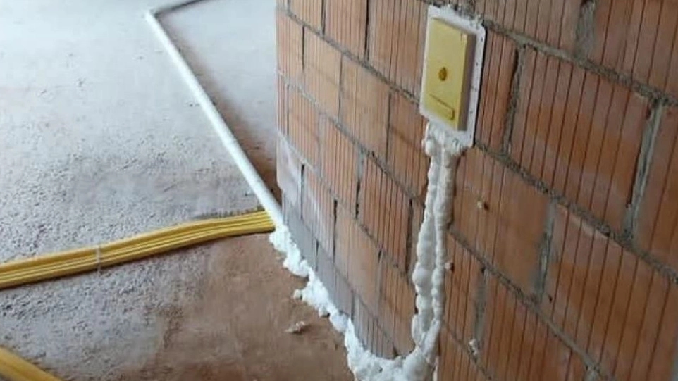 Karaj'da merkezi süpürme borularının uygulanması Karaj'da merkezi süpürme borularının uygulanması